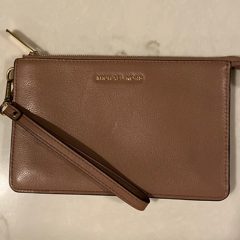 Michael Kors Wristlet Wallet